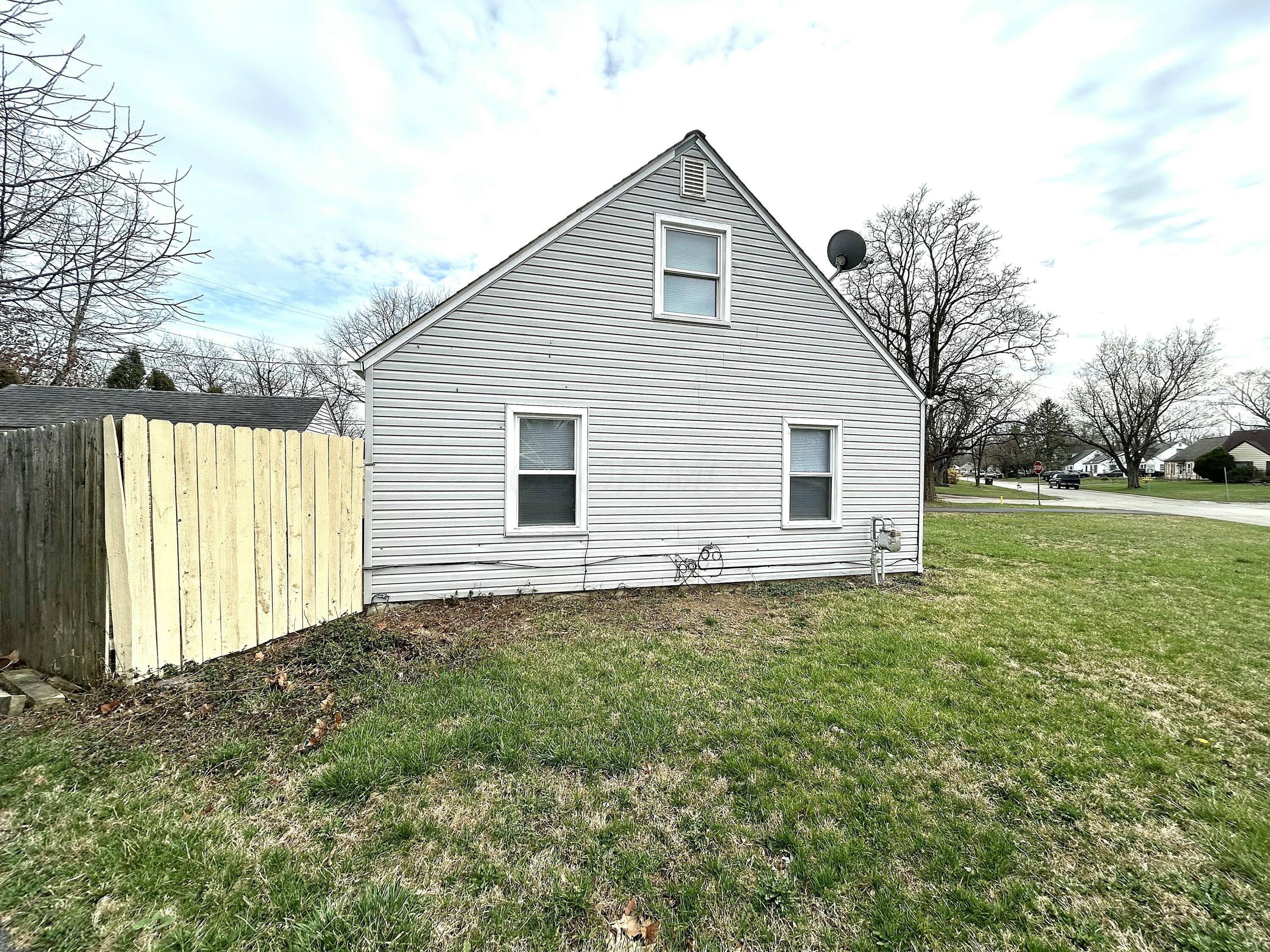 2322 Mecca Road, Columbus, Ohio image 8