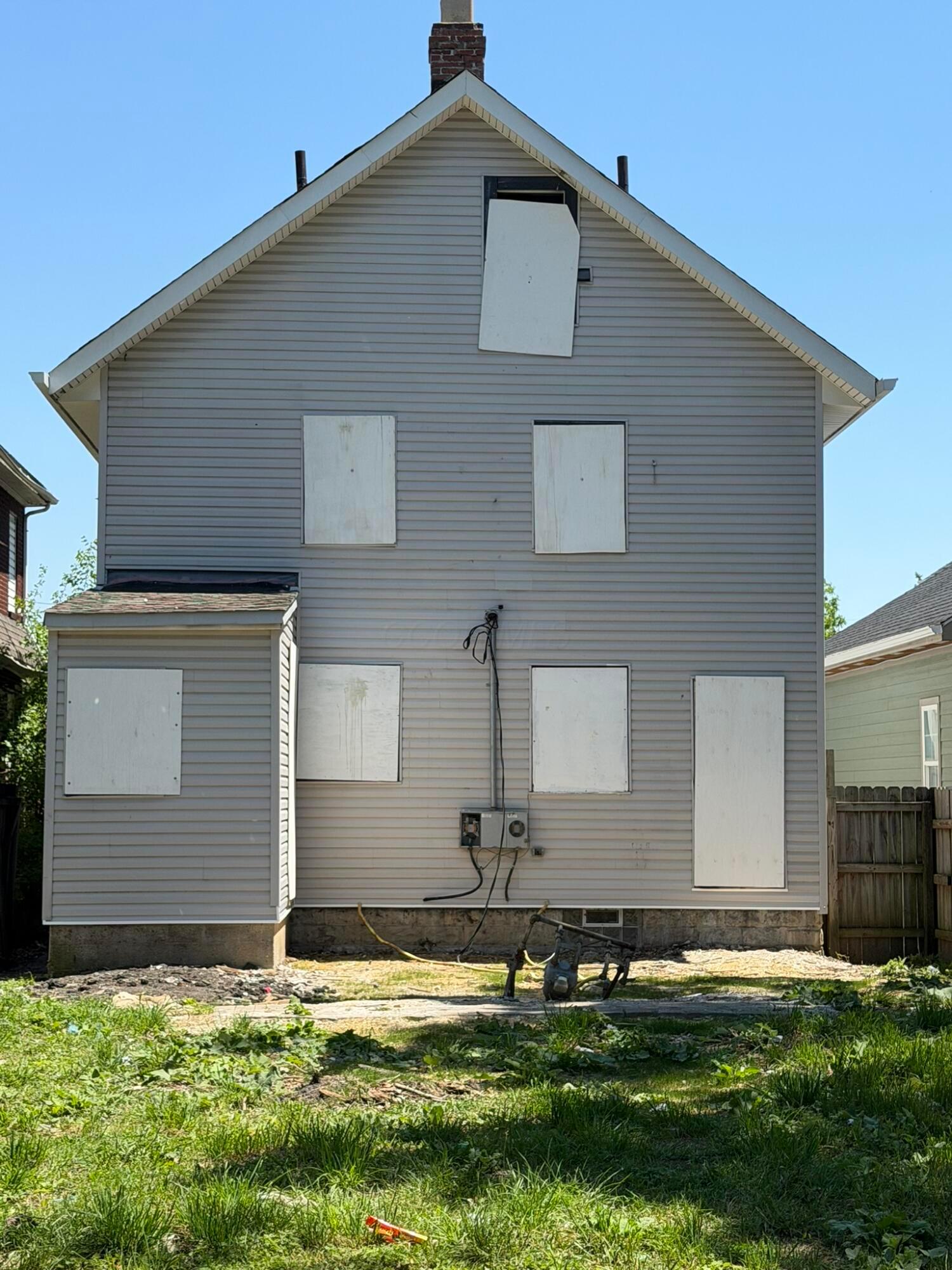 137 S Burgess Avenue