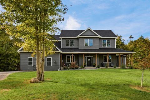 Photo of 3621 London Hollow Road NE, Newark, OH 43055 (MLS # 226006001)