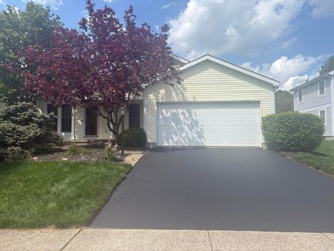 Photo of 7784 Leaview Drive, Columbus, OH 43235 (MLS # 226013717)