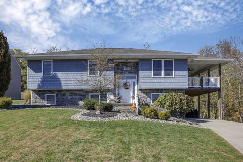 Photo of 825 Edgehill Drive, Logan, OH 43138 (MLS # 225041059) Photo of 825 Edgehill Drive, Logan, OH 43138 (MLS # 225041059)