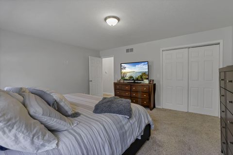 Tiny photo for 825 Edgehill Drive, Logan, OH 43138 (MLS # 225041059)