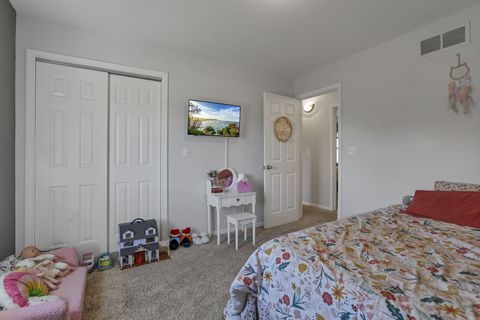 Tiny photo for 825 Edgehill Drive, Logan, OH 43138 (MLS # 225041059)