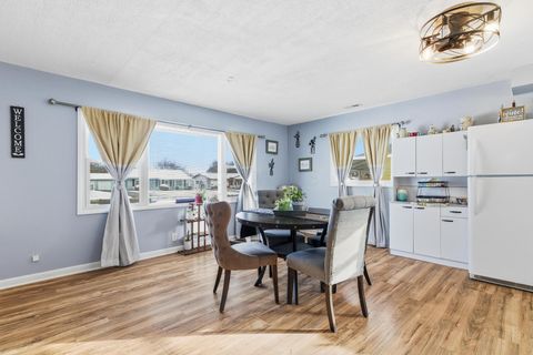 Tiny photo for 2063 Willowood Drive S, Ontario, OH 44906 (MLS # 225044947)