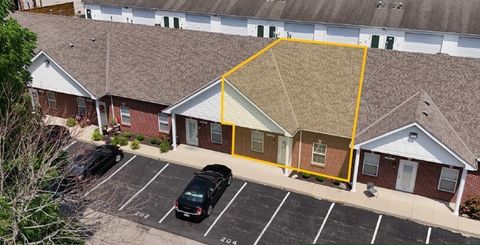 Photo of 204 Oak Street, Columbus, OH 43235 (MLS # 226003422)