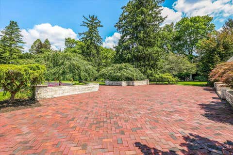 Tiny photo for 2777 Mccoy Road, Upper Arlington, OH 43220 (MLS # 226029601)