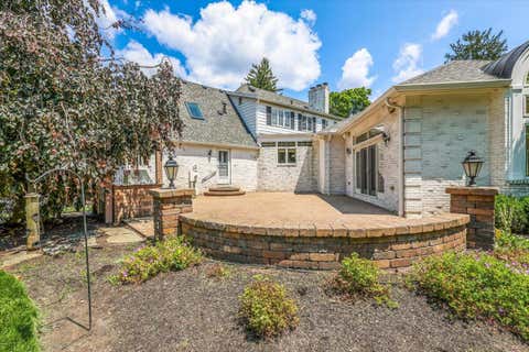 Tiny photo for 2777 Mccoy Road, Upper Arlington, OH 43220 (MLS # 226029601)