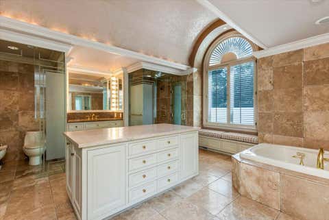 Tiny photo for 2777 Mccoy Road, Upper Arlington, OH 43220 (MLS # 226029601)