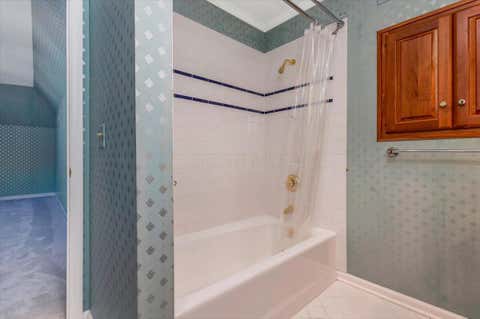 Tiny photo for 2777 Mccoy Road, Upper Arlington, OH 43220 (MLS # 226029601)