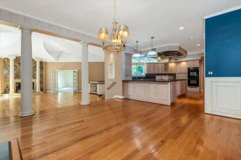 Tiny photo for 2777 Mccoy Road, Upper Arlington, OH 43220 (MLS # 226029601)