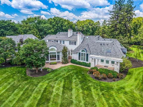 Tiny photo for 2777 Mccoy Road, Upper Arlington, OH 43220 (MLS # 226029601)