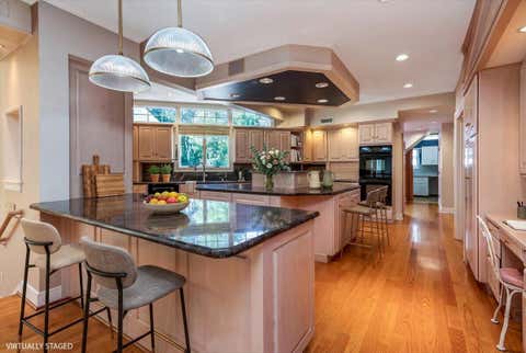 Tiny photo for 2777 Mccoy Road, Upper Arlington, OH 43220 (MLS # 226029601)