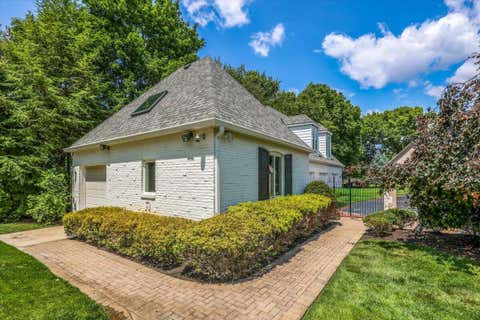 Tiny photo for 2777 Mccoy Road, Upper Arlington, OH 43220 (MLS # 226029601)