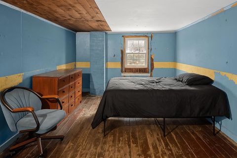 Tiny photo for 33 E Mitchell Street, Jackson, OH 45640 (MLS # 225042105)