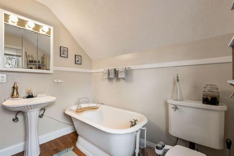 Tiny photo for 2578 Elliott Avenue, Columbus, OH 43204 (MLS # 226005676)