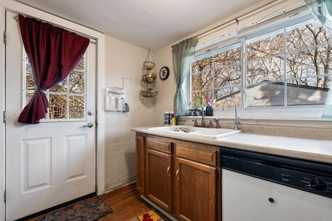 Tiny photo for 2578 Elliott Avenue, Columbus, OH 43204 (MLS # 226005676)