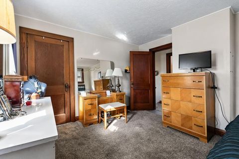 Tiny photo for 2578 Elliott Avenue, Columbus, OH 43204 (MLS # 226005676)