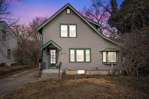 Tiny photo for 2578 Elliott Avenue, Columbus, OH 43204 (MLS # 226005676)