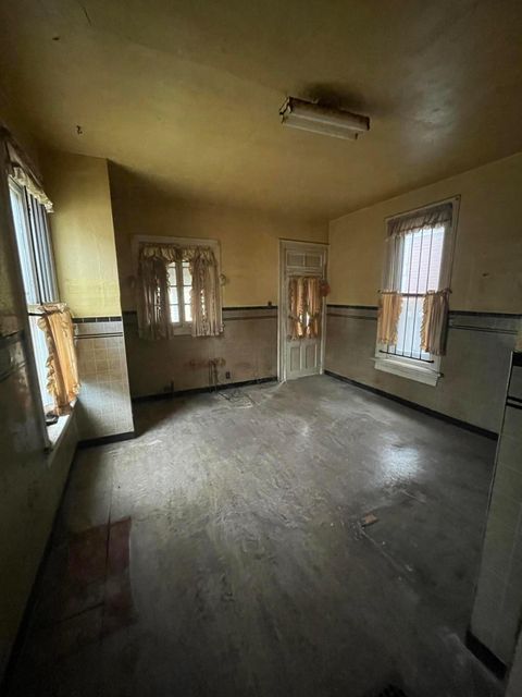 Photo of 1029 Hunter Avenue, Columbus, OH 43205 (MLS # 225044557)