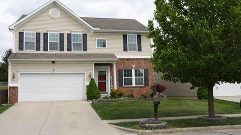 Photo of 568 Stone Shadow Drive, Blacklick, OH 43004 (MLS # 226012220)