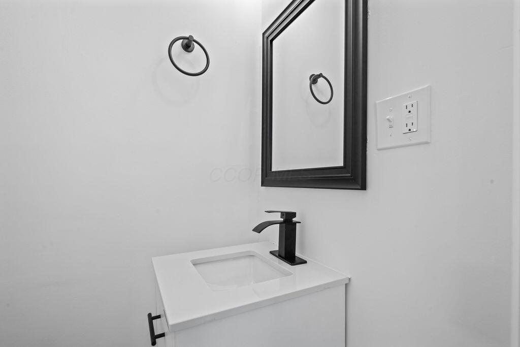 Columbus, Ohio 43227, United States, 4 Bedrooms Bedrooms, ,2 BathroomsBathrooms,Residential,Active,232986