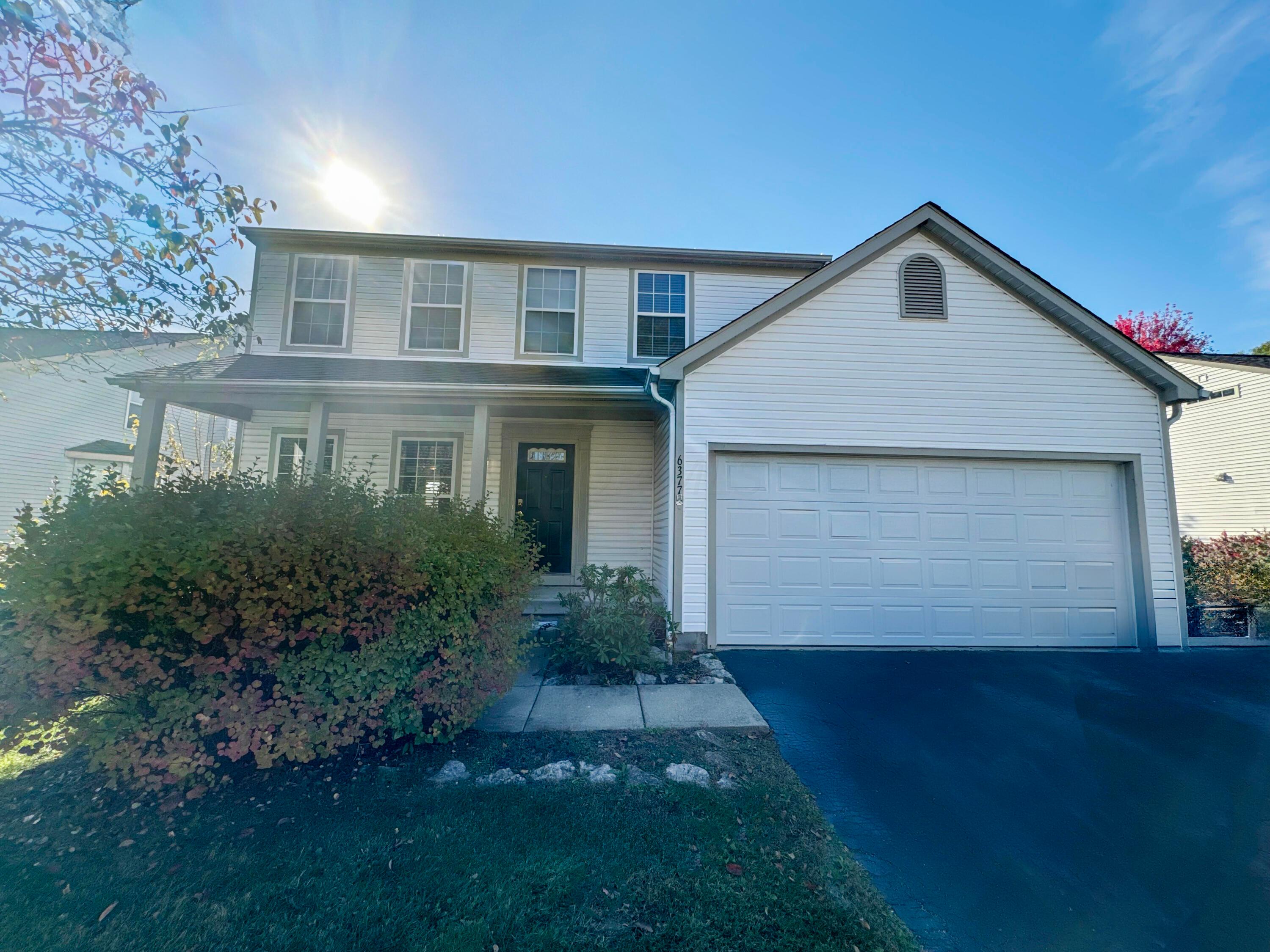 6377 Pinefield Drive, Hilliard, Ohio image 1