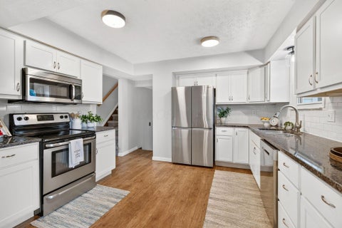 Tiny photo for 47 Grangefield Court, Westerville, OH 43081 (MLS # 226035902)