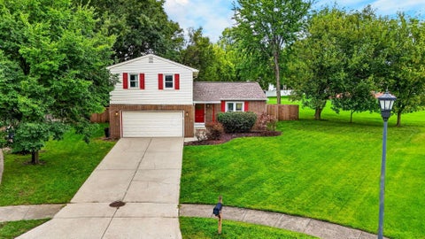 Tiny photo for 47 Grangefield Court, Westerville, OH 43081 (MLS # 226035902)