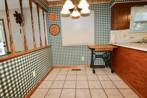 Tiny photo for 7215 Daugherty Drive, Reynoldsburg, OH 43068 (MLS # 225040577)