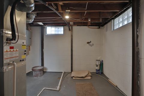 Tiny photo for 957 E 17th Avenue, Columbus, OH 43211 (MLS # 226002753)