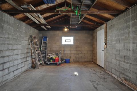 Tiny photo for 957 E 17th Avenue, Columbus, OH 43211 (MLS # 226002753)