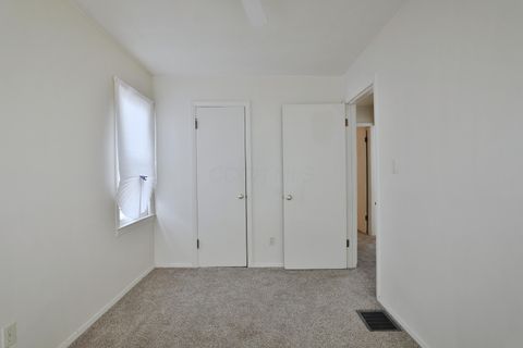 Tiny photo for 957 E 17th Avenue, Columbus, OH 43211 (MLS # 226002753)