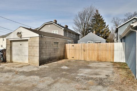 Tiny photo for 957 E 17th Avenue, Columbus, OH 43211 (MLS # 226002753)