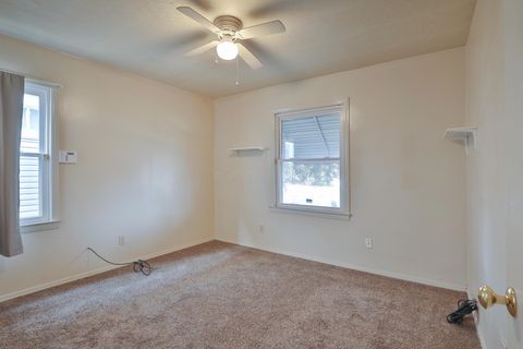 Tiny photo for 957 E 17th Avenue, Columbus, OH 43211 (MLS # 226002753)