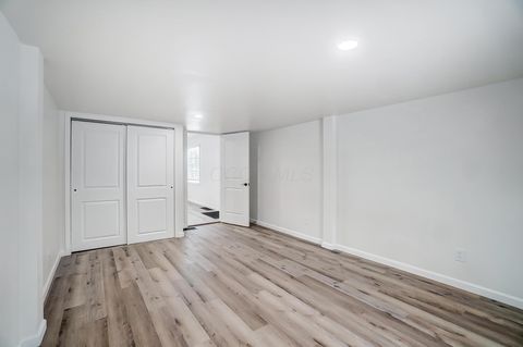 Tiny photo for 1896 Dyer Road, Grove City, OH 43123 (MLS # 226014468)