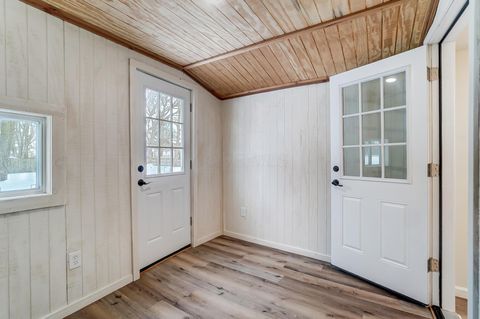 Tiny photo for 1896 Dyer Road, Grove City, OH 43123 (MLS # 226014468)