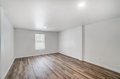 Tiny photo for 1896 Dyer Road, Grove City, OH 43123 (MLS # 226014468)