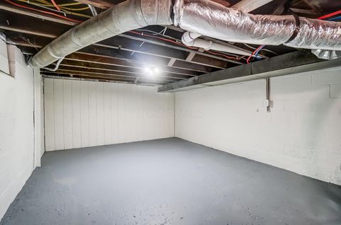 Tiny photo for 1896 Dyer Road, Grove City, OH 43123 (MLS # 226014468)