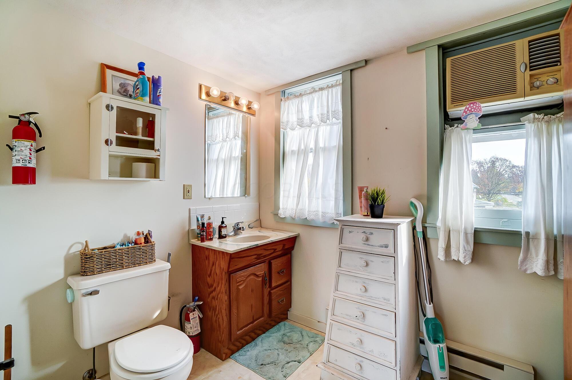 1652 N Limestone Street, Springfield, Ohio image 29