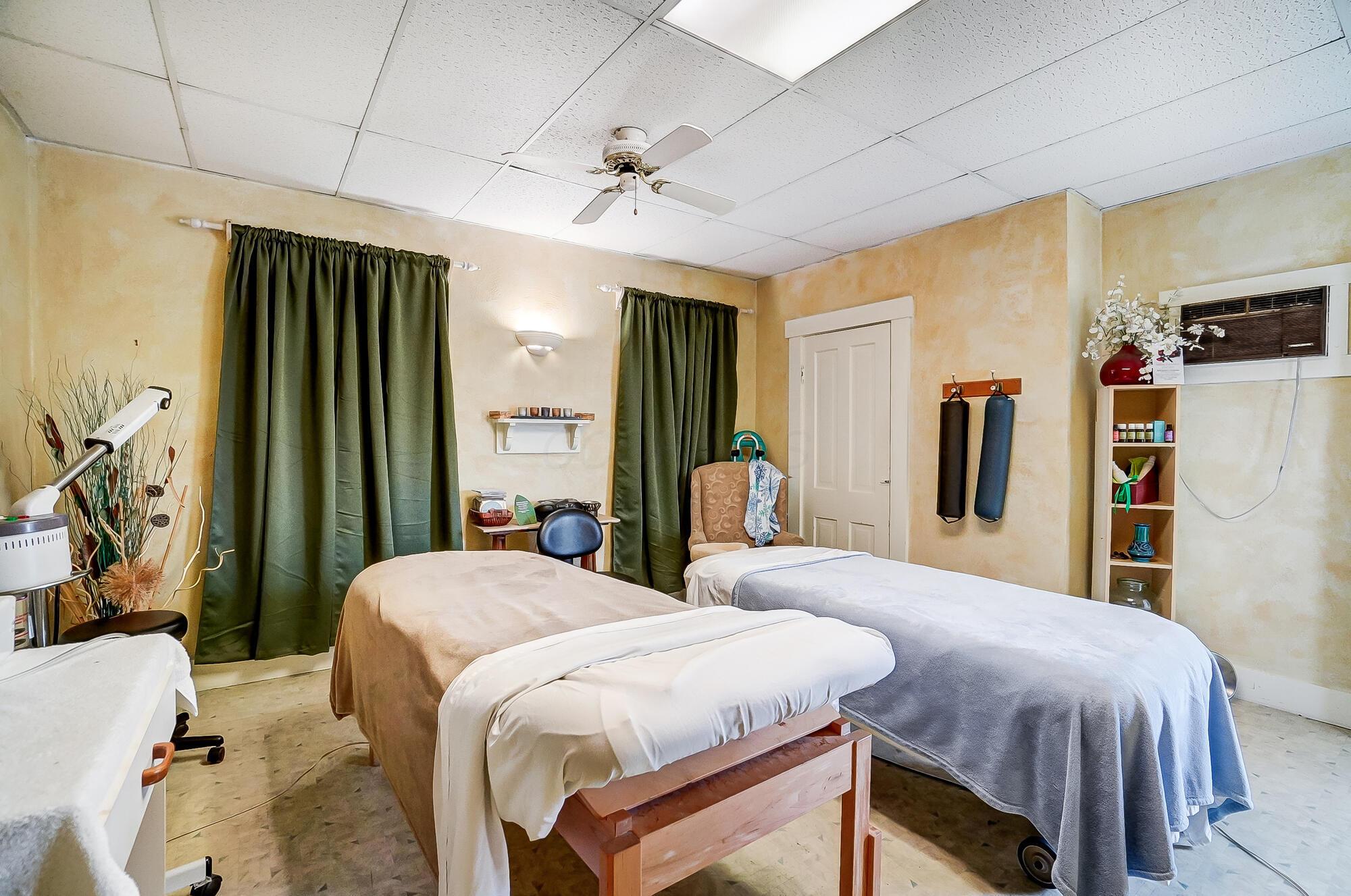 1652 N Limestone Street, Springfield, Ohio image 31