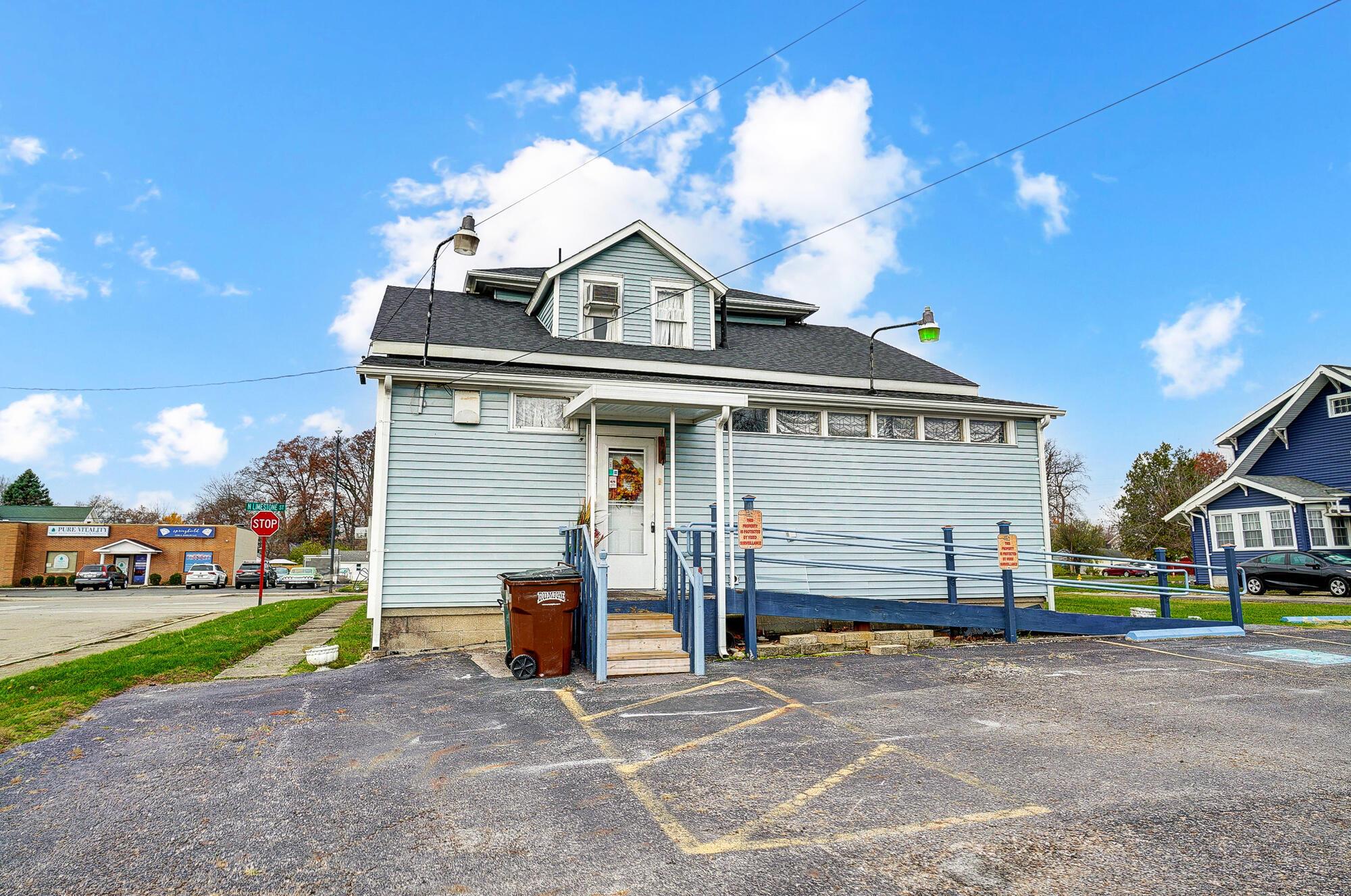 1652 N Limestone Street, Springfield, Ohio image 38