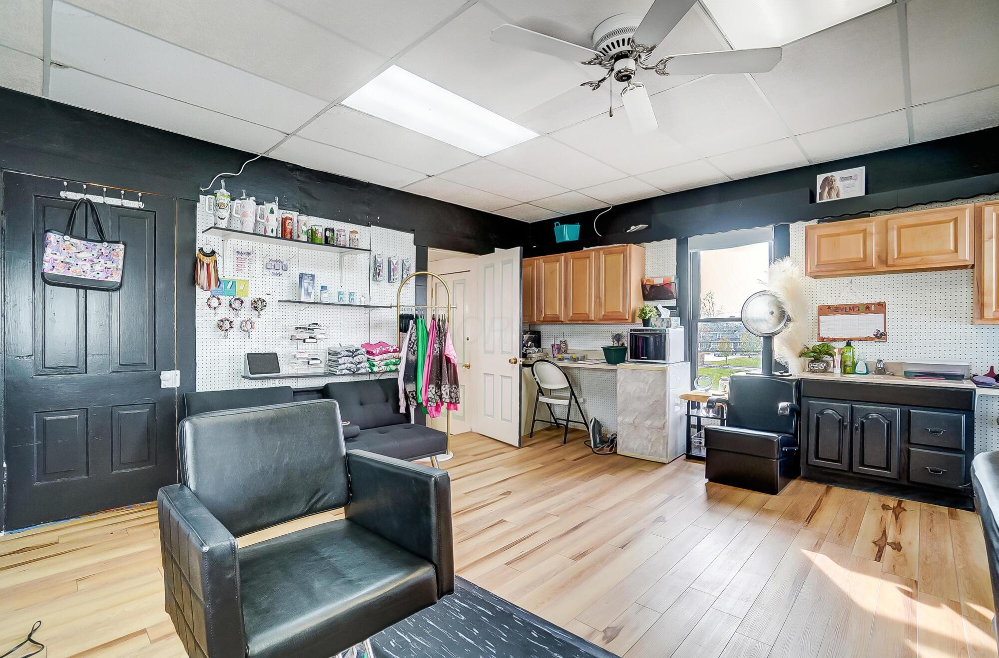 1652 N Limestone Street, Springfield, Ohio image 26