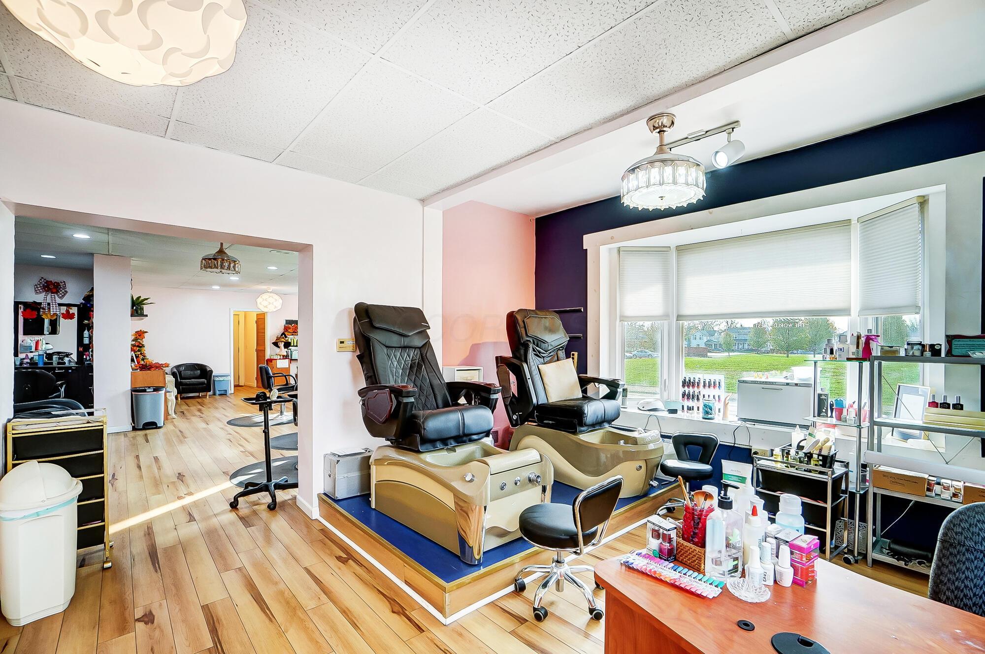 1652 N Limestone Street, Springfield, Ohio image 18