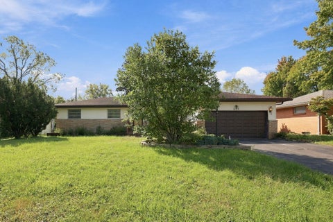 Photo of 1093 Garden Road, Columbus, OH 43224 (MLS # 226037010)