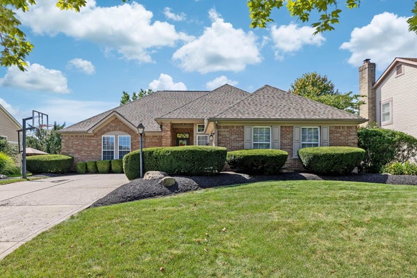 4787 BRITTON FARMS DR, HILLIARD, OH 43026 - Image a1f9ddbdd2dc202ab68b1c8bb633c12b/3591149012