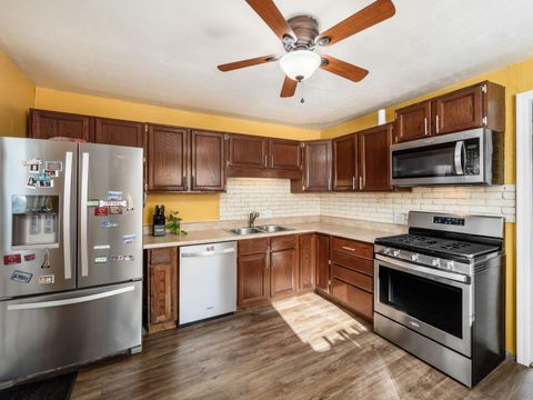 Tiny photo for 2803 Claude Drive, Columbus, OH 43207 (MLS # 226000901)