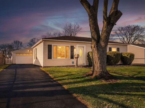 Tiny photo for 2803 Claude Drive, Columbus, OH 43207 (MLS # 226000901)