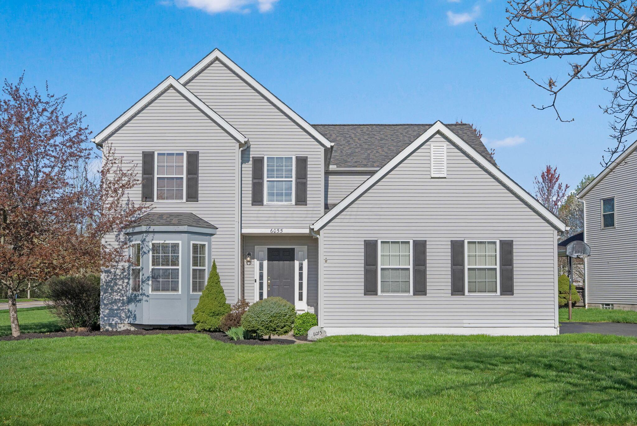 6055 Peridot Street, Grove City, Ohio image 2