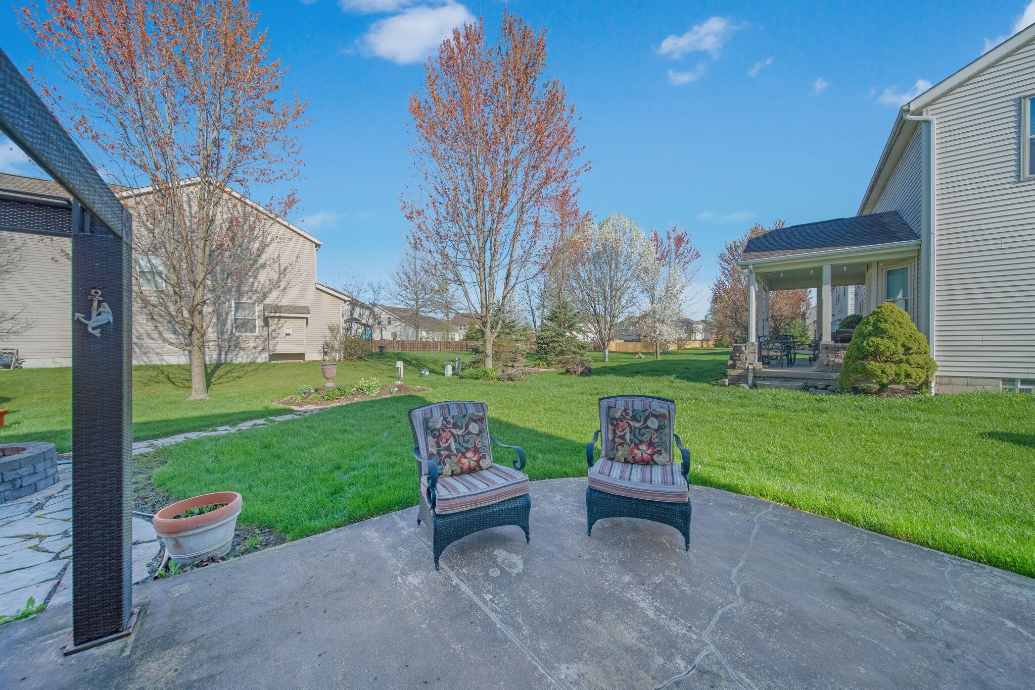 6055 Peridot Street, Grove City, Ohio image 47