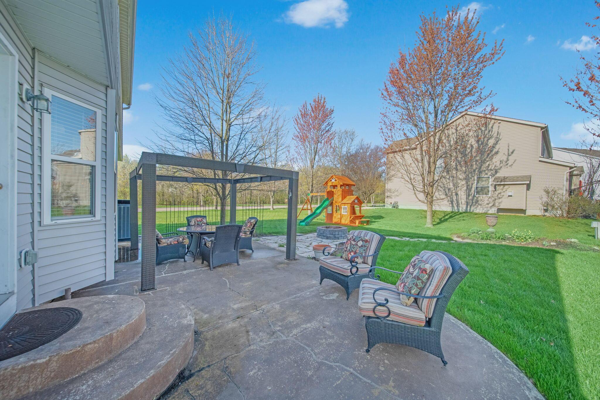 6055 Peridot Street, Grove City, Ohio image 46